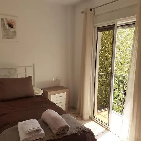 Apartamentos Pinos Genil Lägenhet